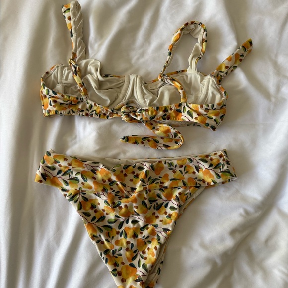 FARM Rio Lemon Print Bikini - Picture 2 of 4